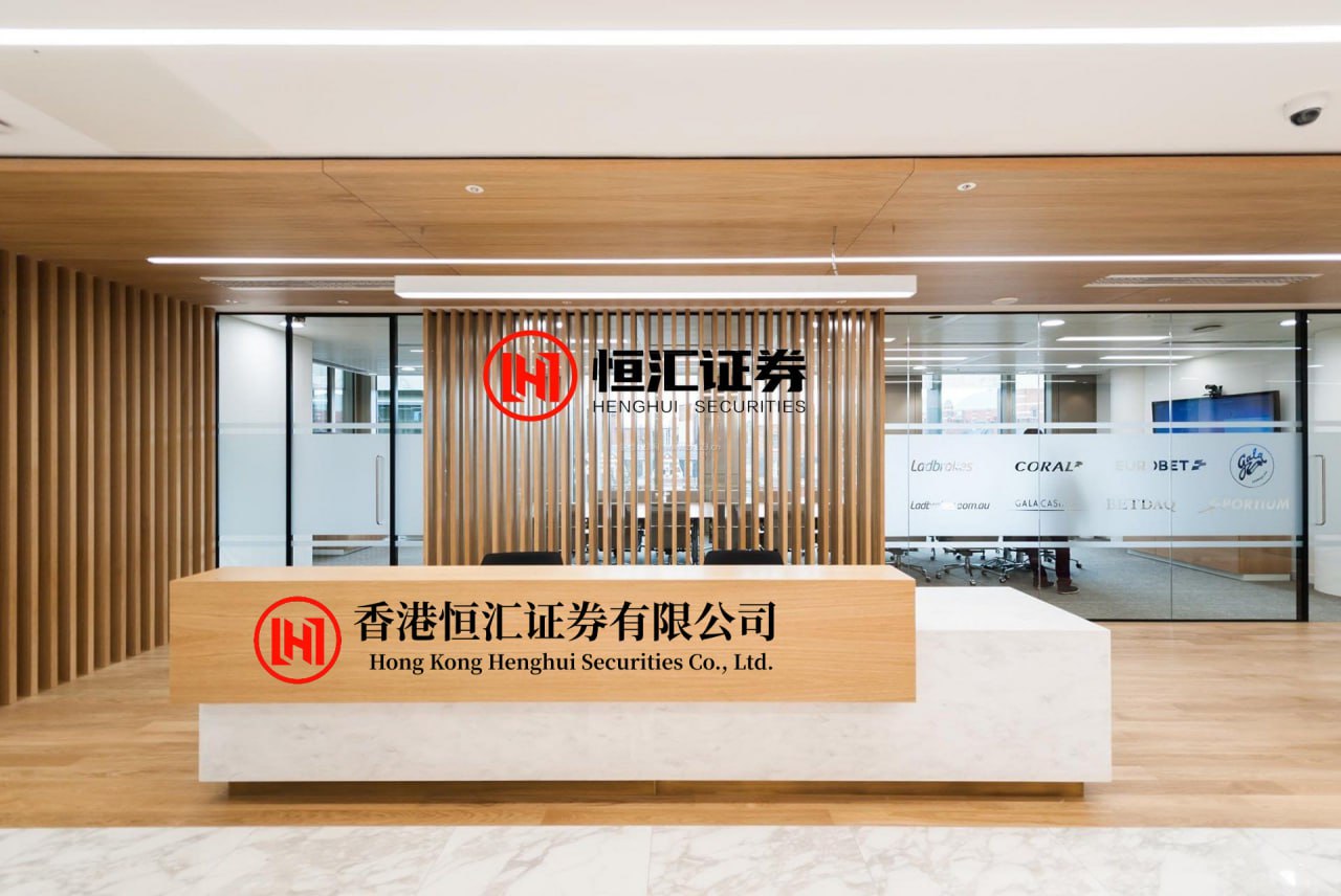 八戒策略 波兰将以色列国家安全部长列为“不受欢迎的人”